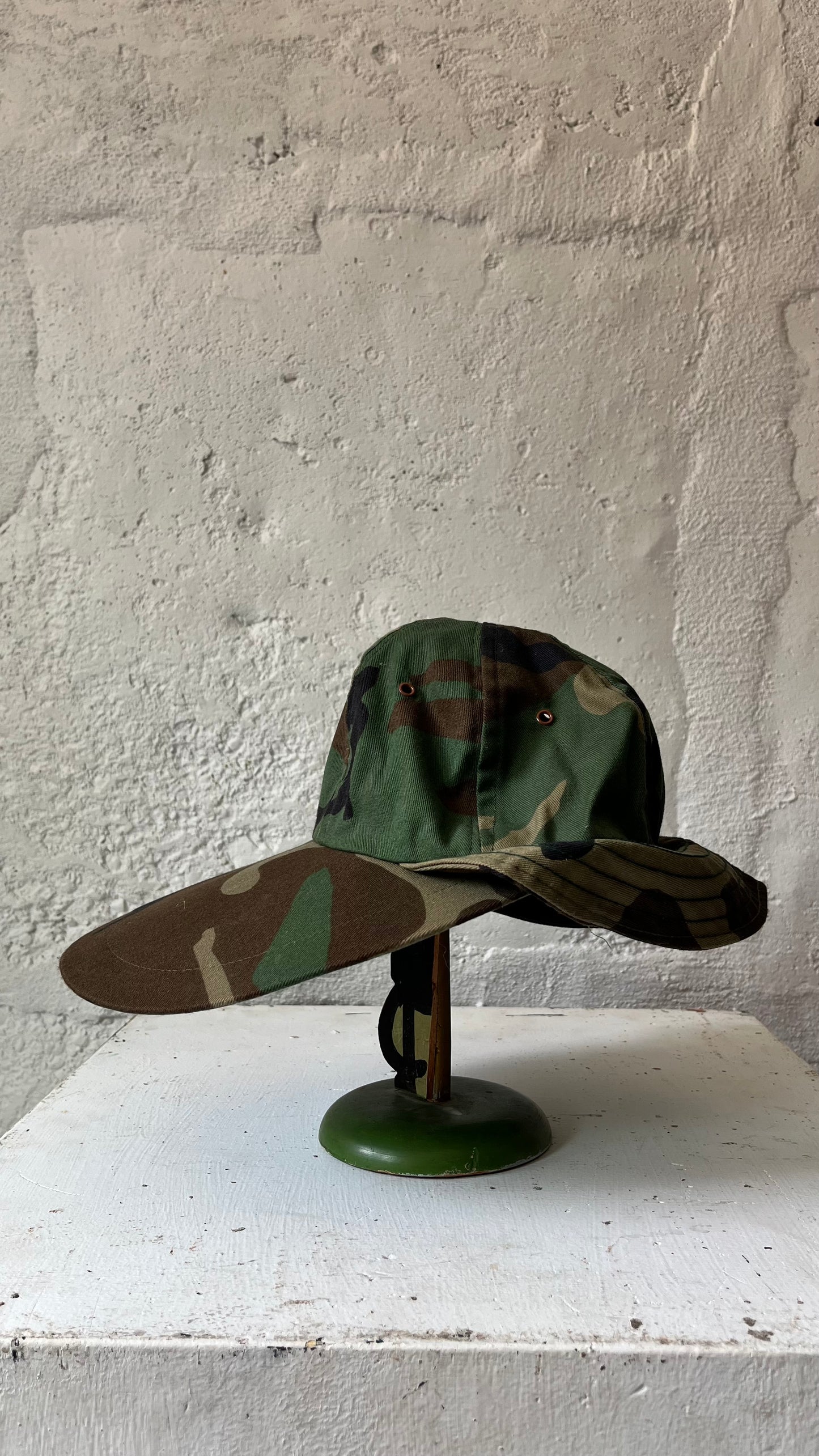 Woodland Longbill, Medium, 1990s