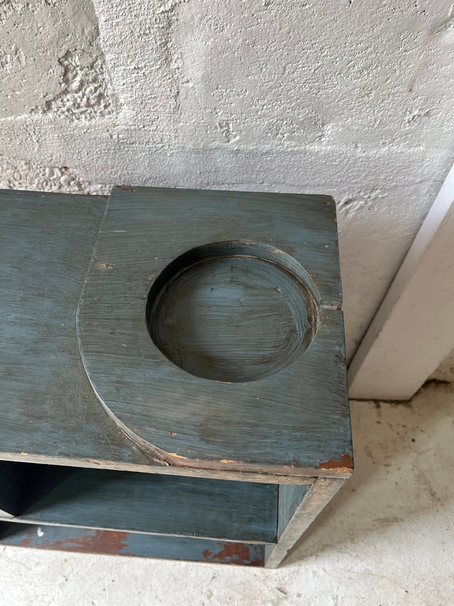 Deco Shelf with Ashtray, 1940/50 (NYC Only)