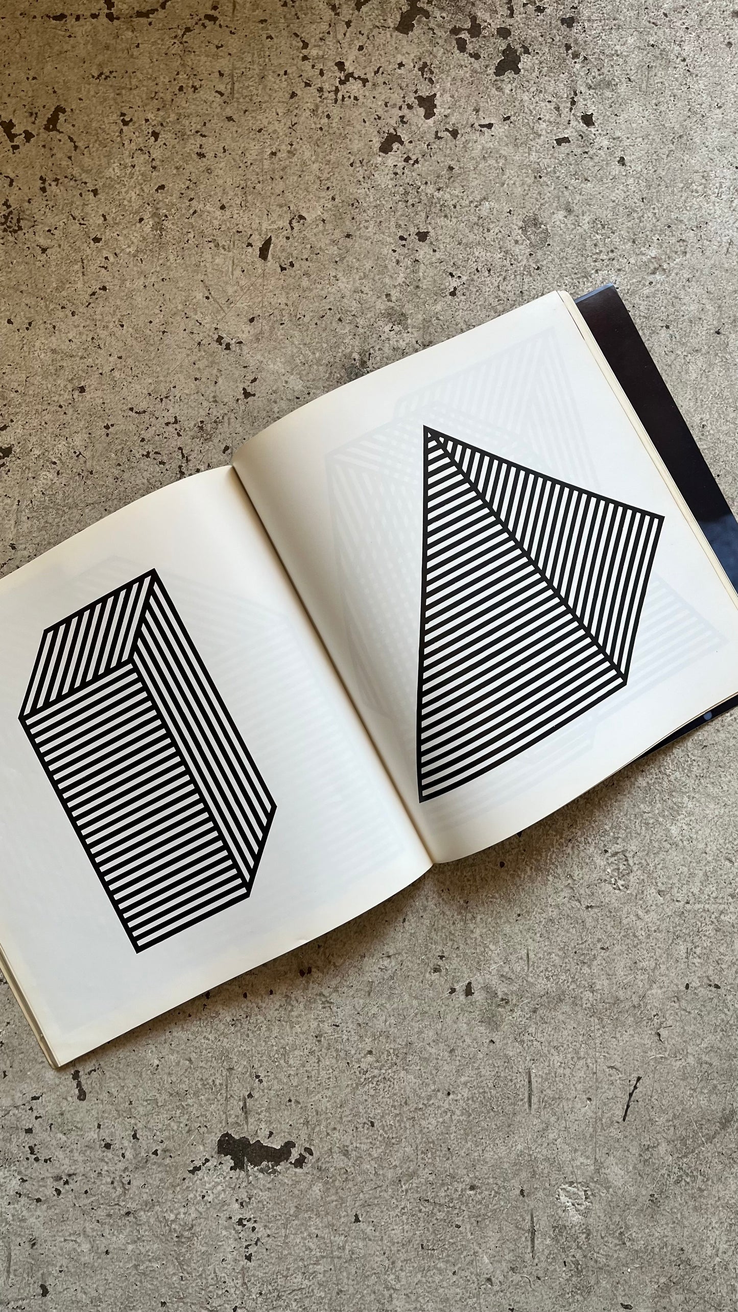 Artforum, October 1981 [Sol Lewitt Cover]