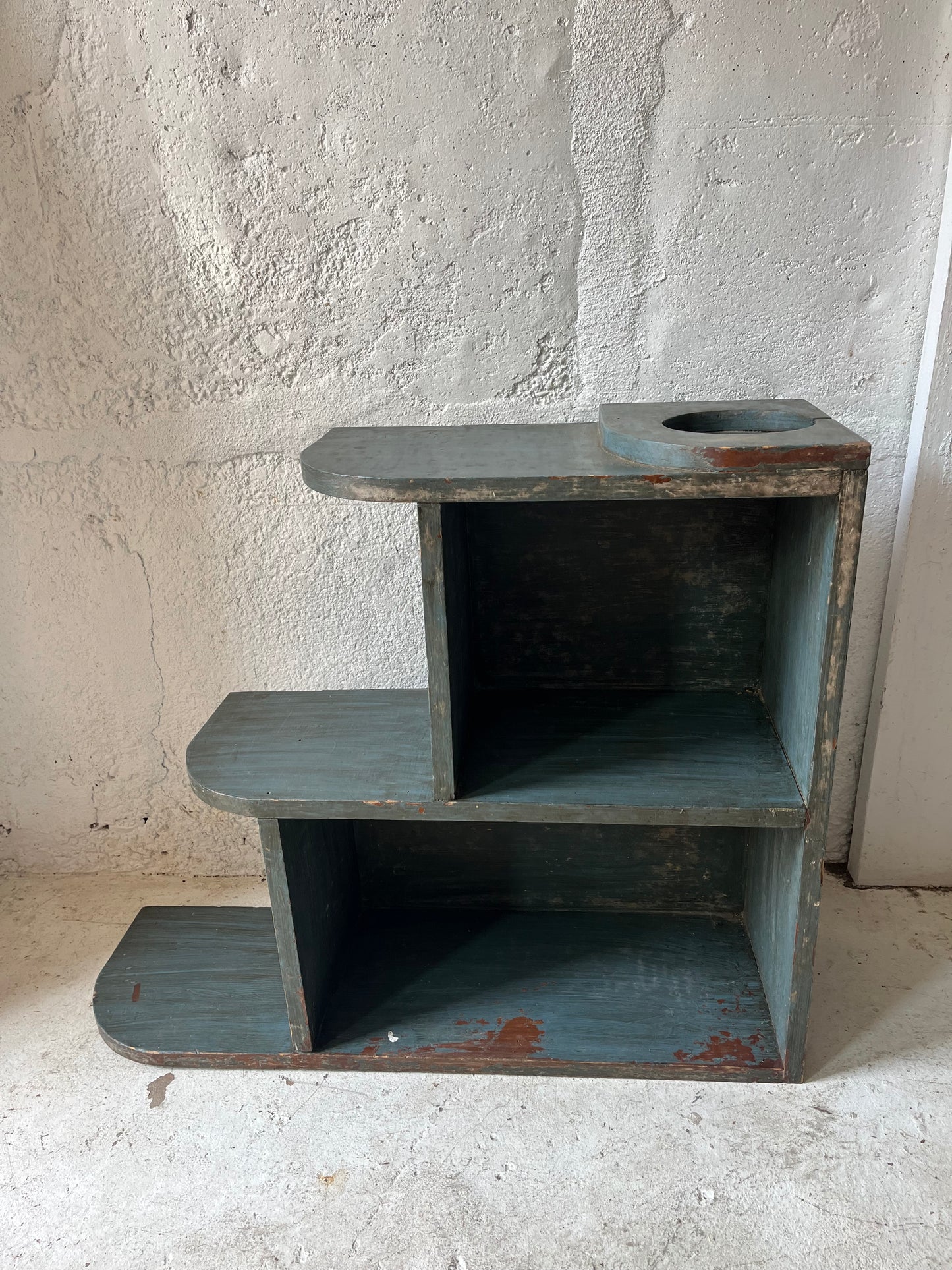 Deco Shelf with Ashtray, 1940/50 (NYC Only)
